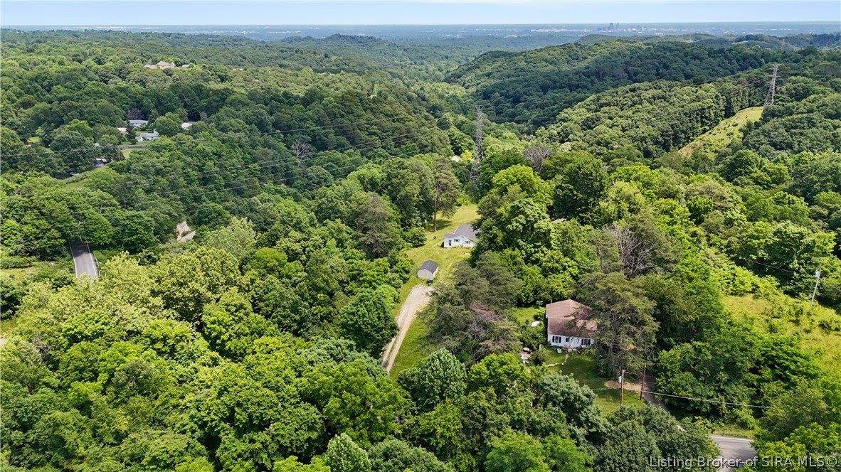 5329 Quarry Road, New Albany, IN 47150