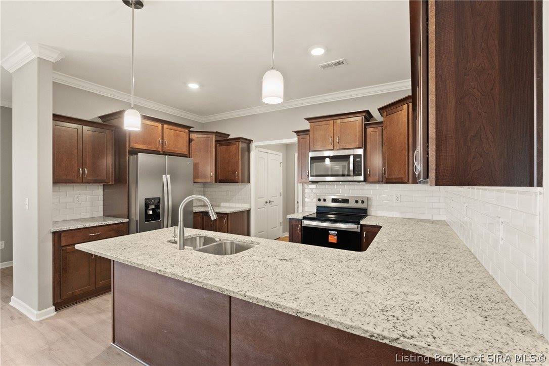 1234 Elizabeth Lane, Jeffersonville, IN 47130