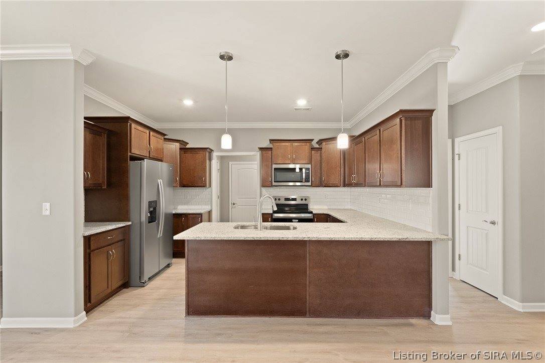 1234 Elizabeth Lane, Jeffersonville, IN 47130