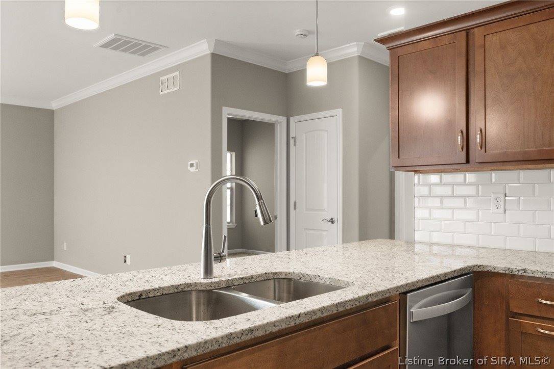 1236 Elizabeth Lane, Jeffersonville, IN 47130