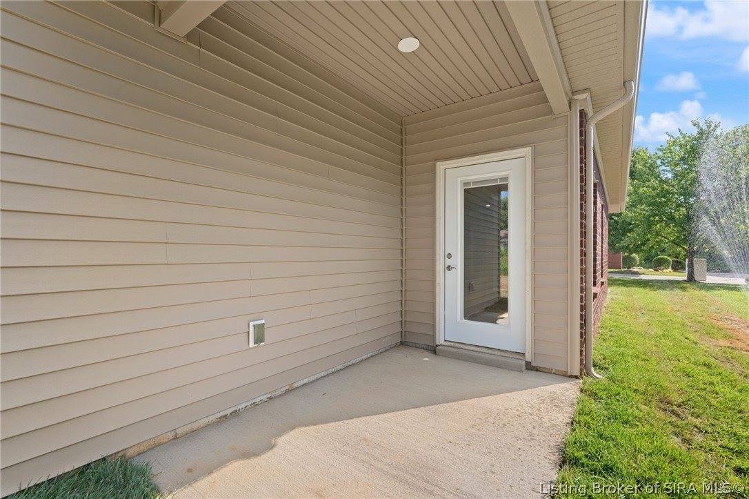 1236 Elizabeth Lane, Jeffersonville, IN 47130