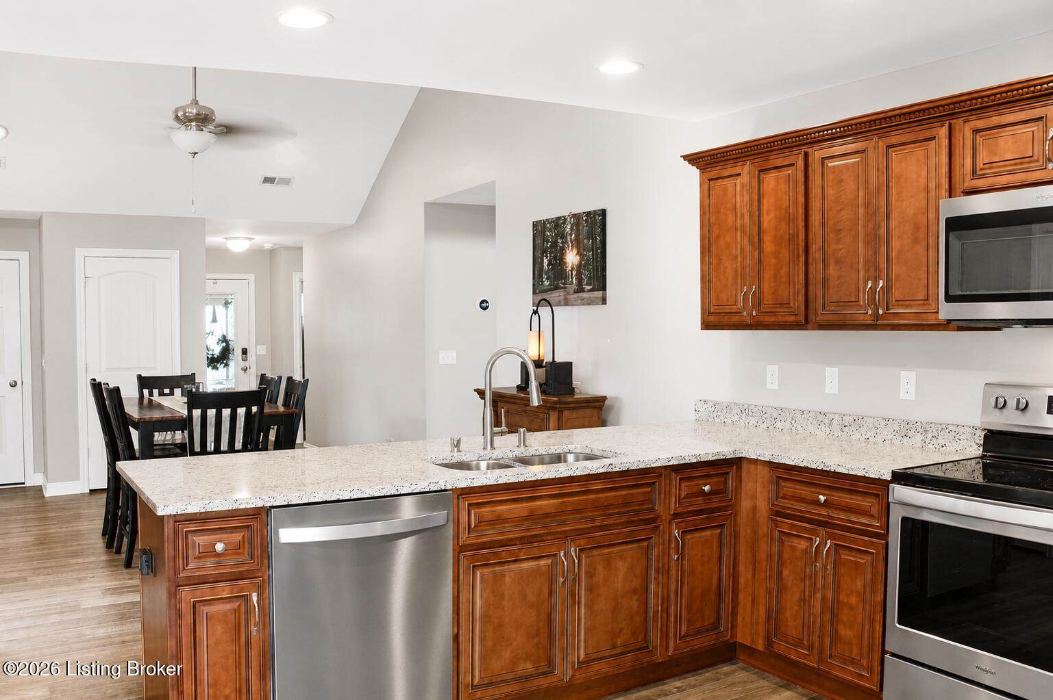 119 Sweetspire Dr, Mt Washington, KY 40047
