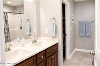 119 Sweetspire Dr, Mt Washington, KY 40047