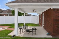 119 Sweetspire Dr, Mt Washington, KY 40047