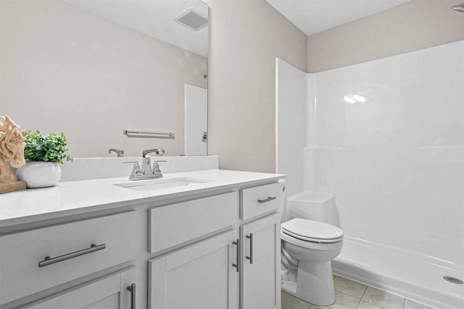 37541 Greenway Avenue, North Branch, MN 55056