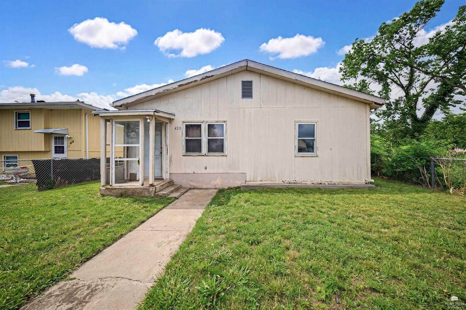 423 West 12th Street, Junction City, KS 66441