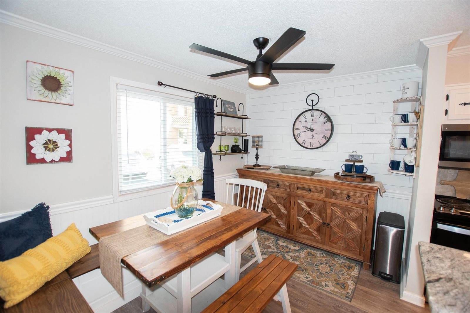 609 Hillside Dr. S, North Myrtle Beach, SC 29582