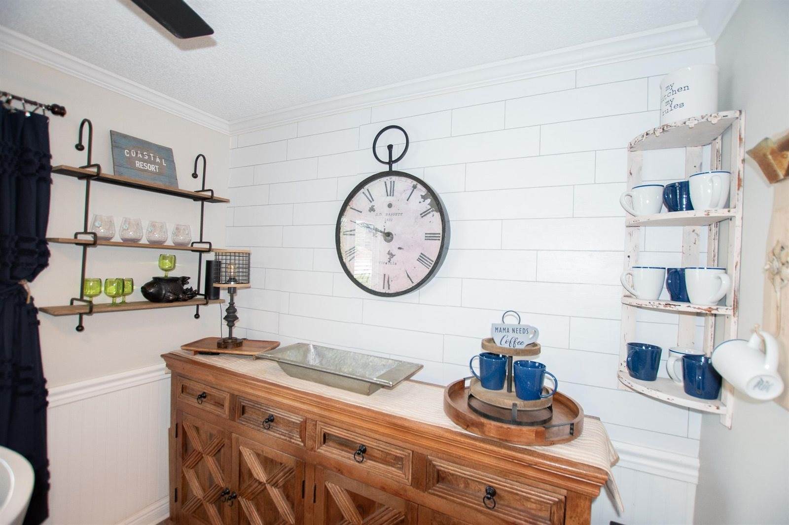609 Hillside Dr. S, North Myrtle Beach, SC 29582
