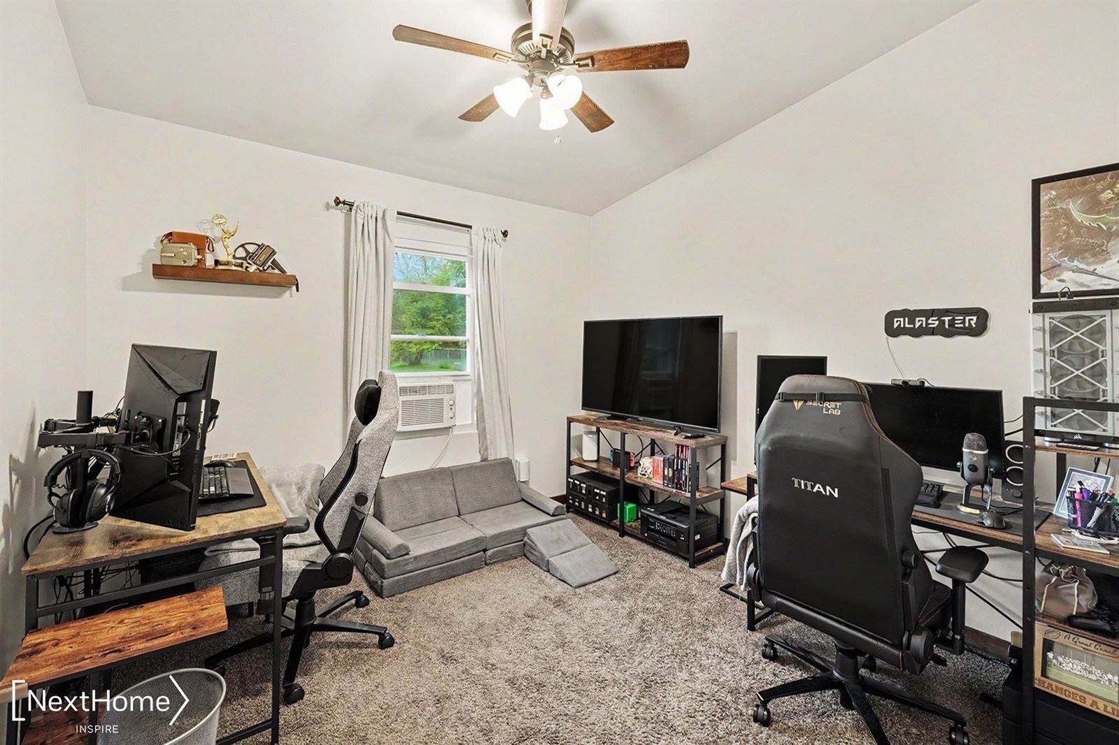 6183 Springdale Boulevard, Grand Blanc, MI 48439