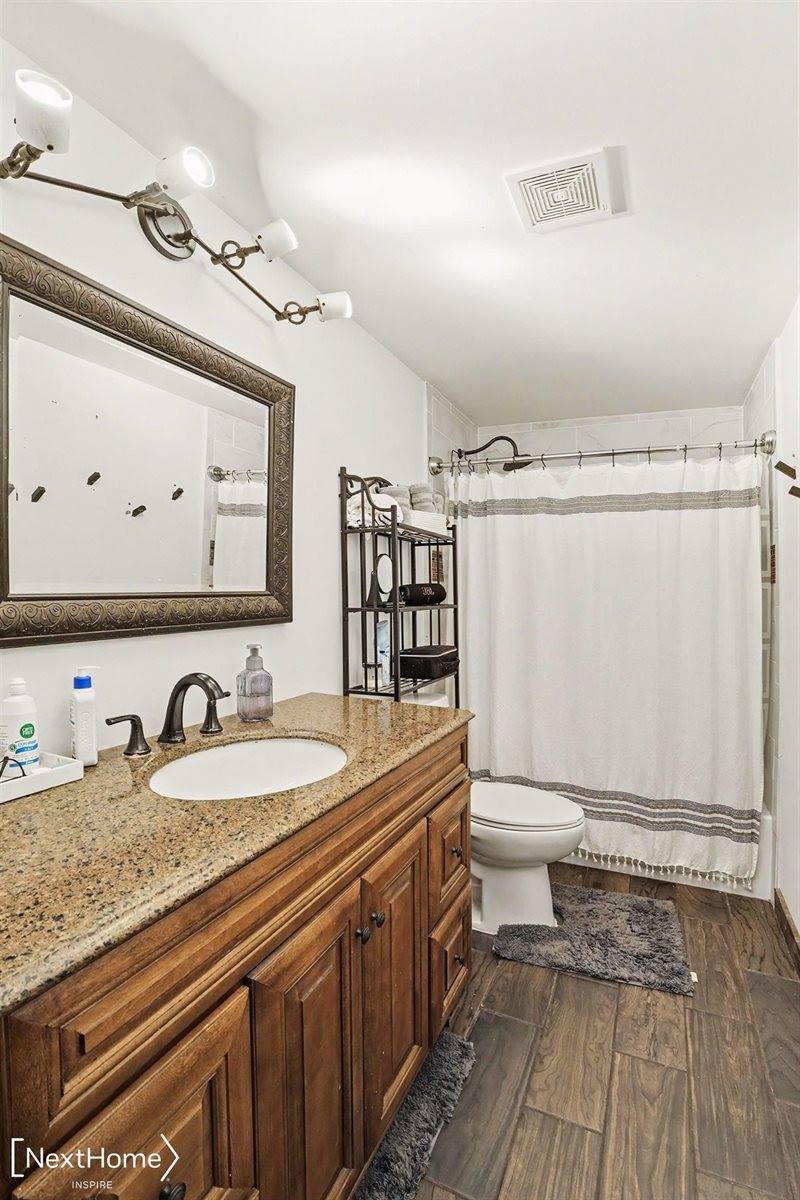 6183 Springdale Boulevard, Grand Blanc, MI 48439