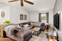 6183 Springdale Boulevard, Grand Blanc, MI 48439