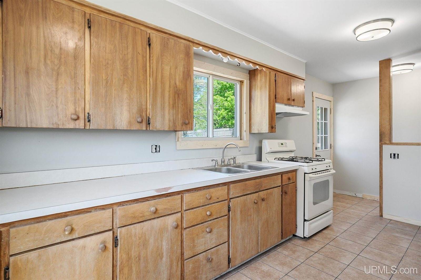 N5797 Eben Road, Eben Junction, MI 49825