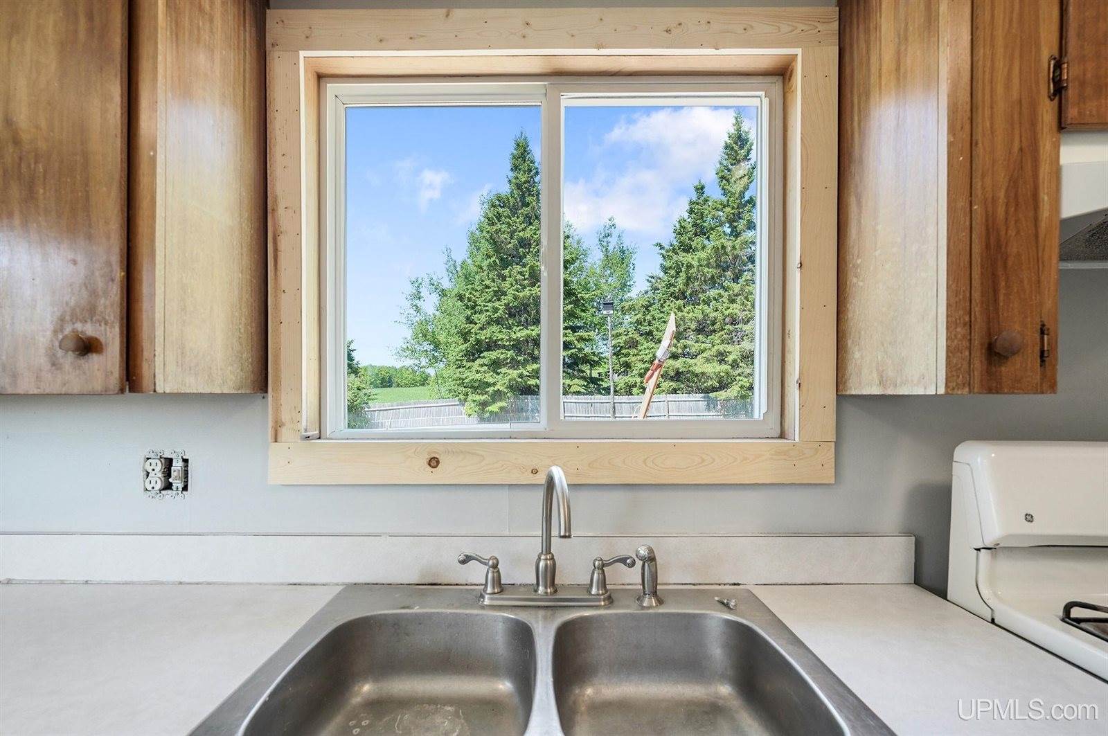 N5797 Eben Road, Eben Junction, MI 49825