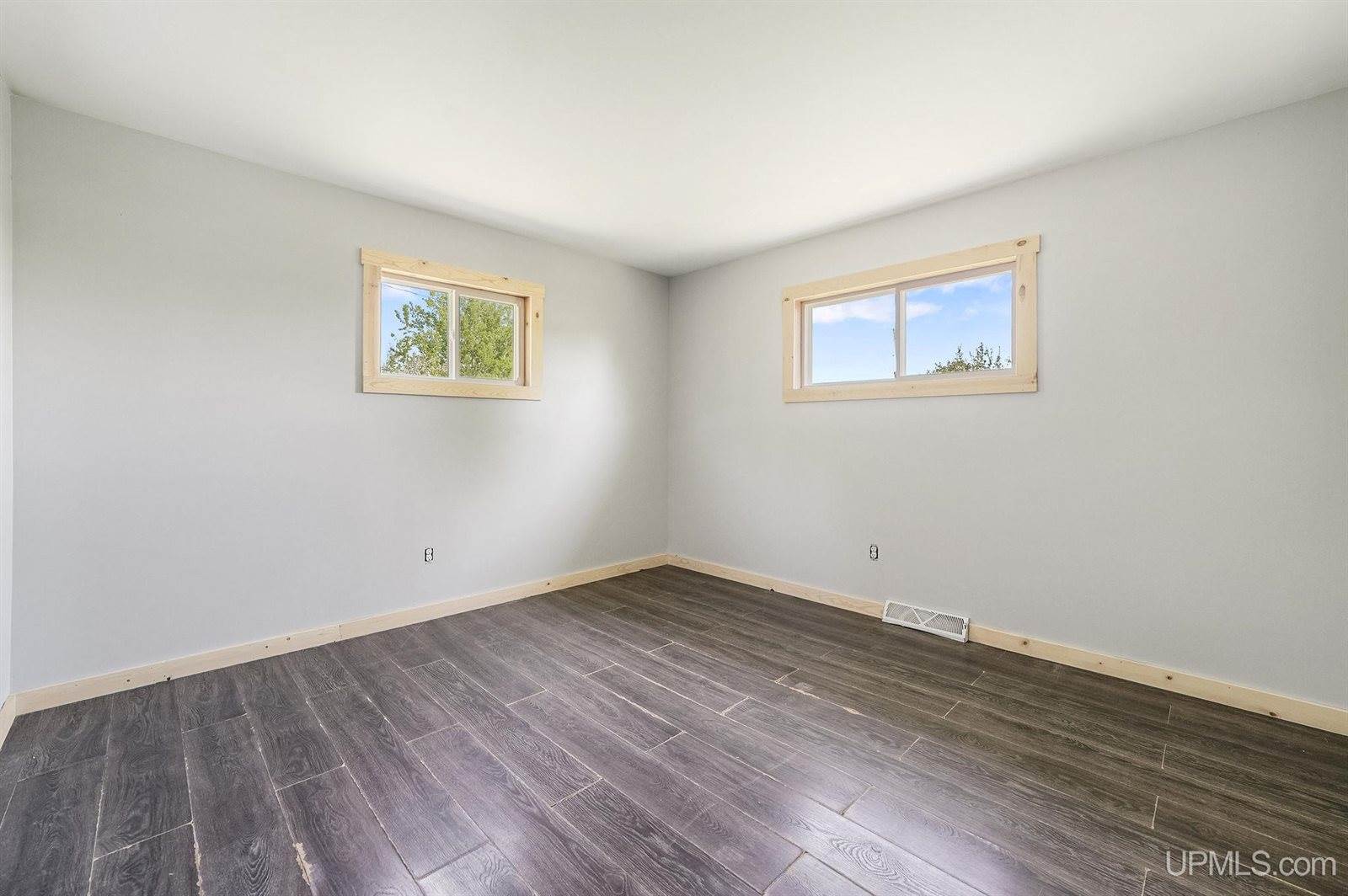N5797 Eben Road, Eben Junction, MI 49825