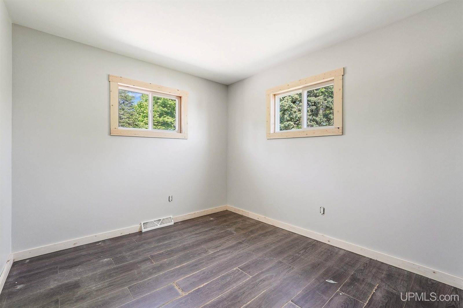 N5797 Eben Road, Eben Junction, MI 49825