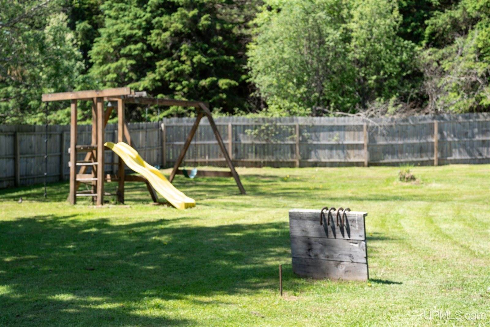 N5797 Eben Road, Eben Junction, MI 49825