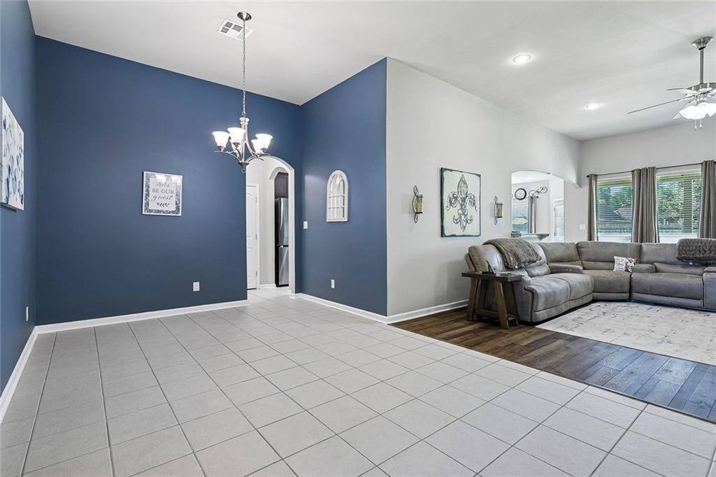 24070 Laurel Oak Avenue, Ponchatoula, LA 70454