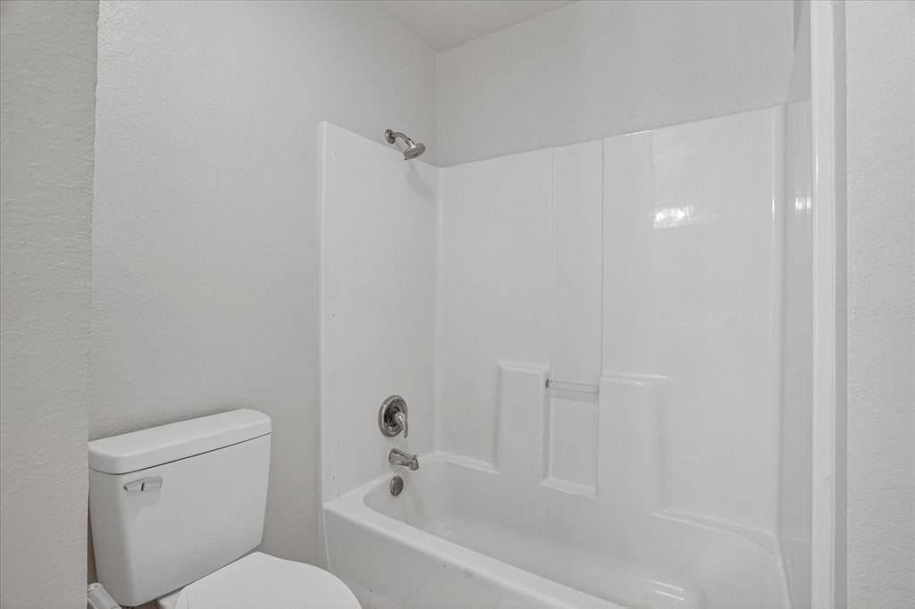 4697 Holbrook Road, Springtown, TX 76082