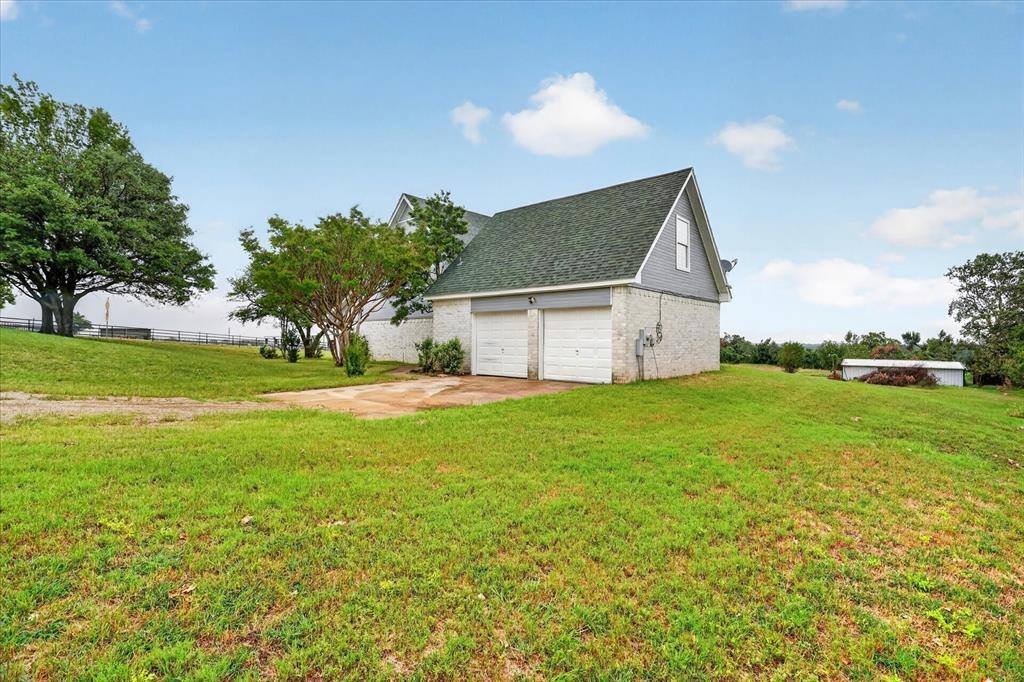 4697 Holbrook Road, Springtown, TX 76082