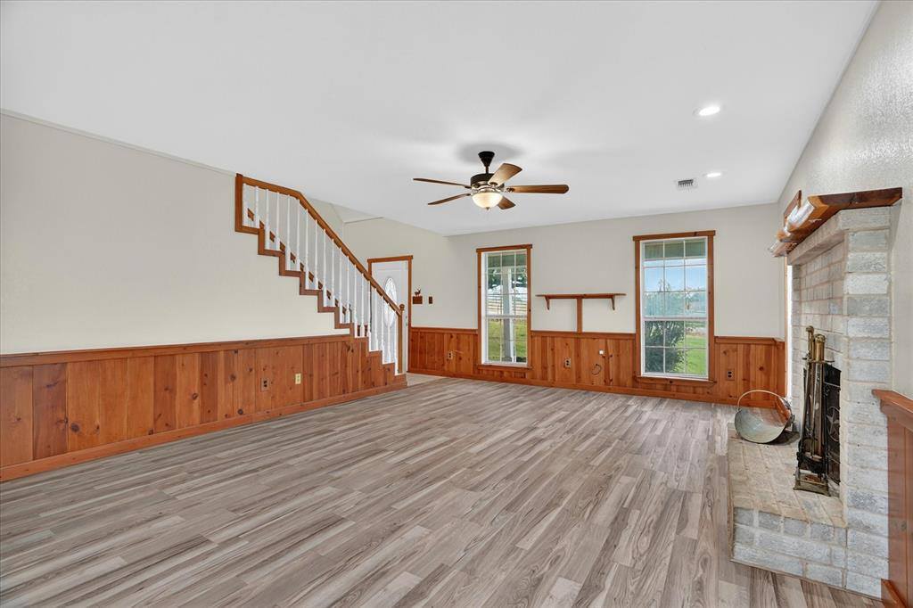 4697 Holbrook Road, Springtown, TX 76082