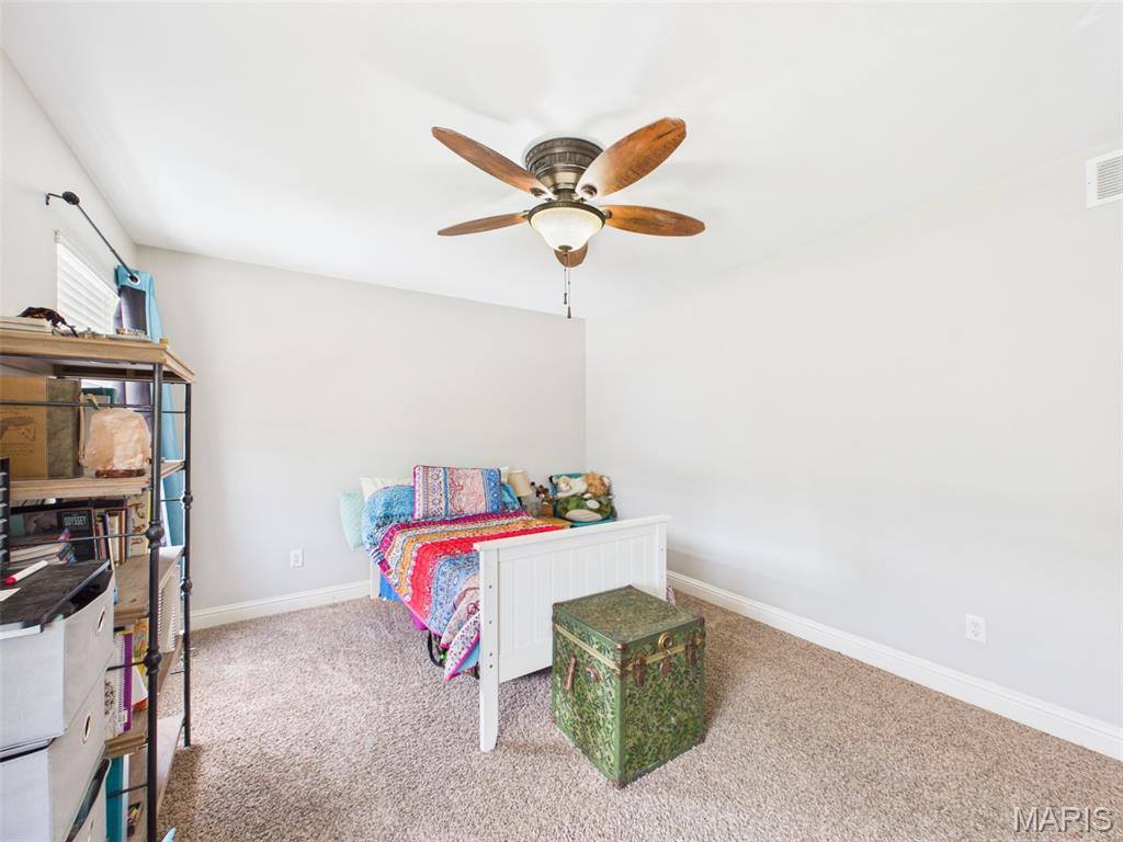 100 Mary Catherine, Waynesville, MO 65583