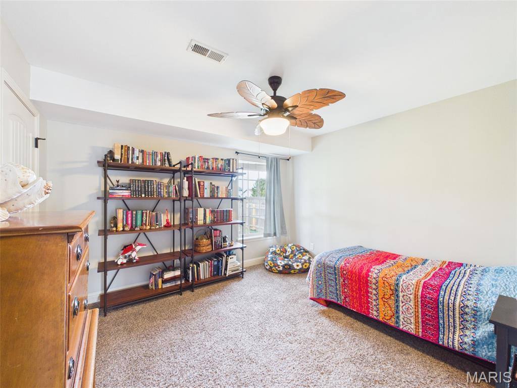 100 Mary Catherine, Waynesville, MO 65583