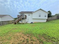 100 Mary Catherine, Waynesville, MO 65583