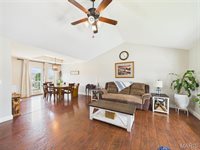100 Mary Catherine, Waynesville, MO 65583