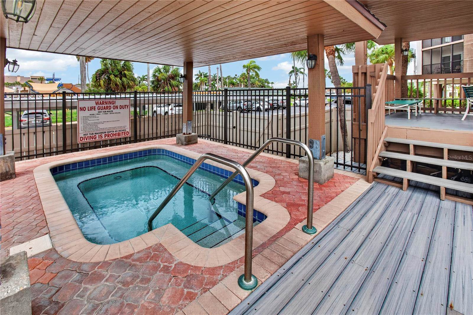 10355 Paradise Boulevard, Treasure Island, FL 33706