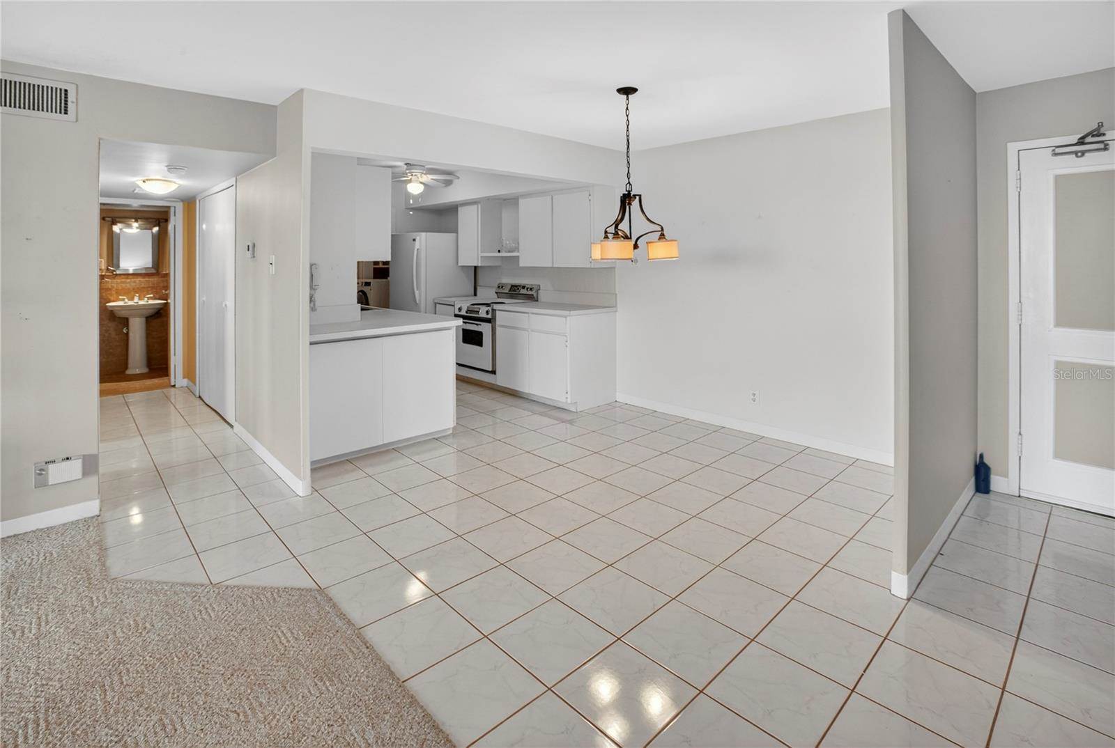 10355 Paradise Boulevard, Treasure Island, FL 33706