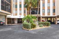 10355 Paradise Boulevard, Treasure Island, FL 33706