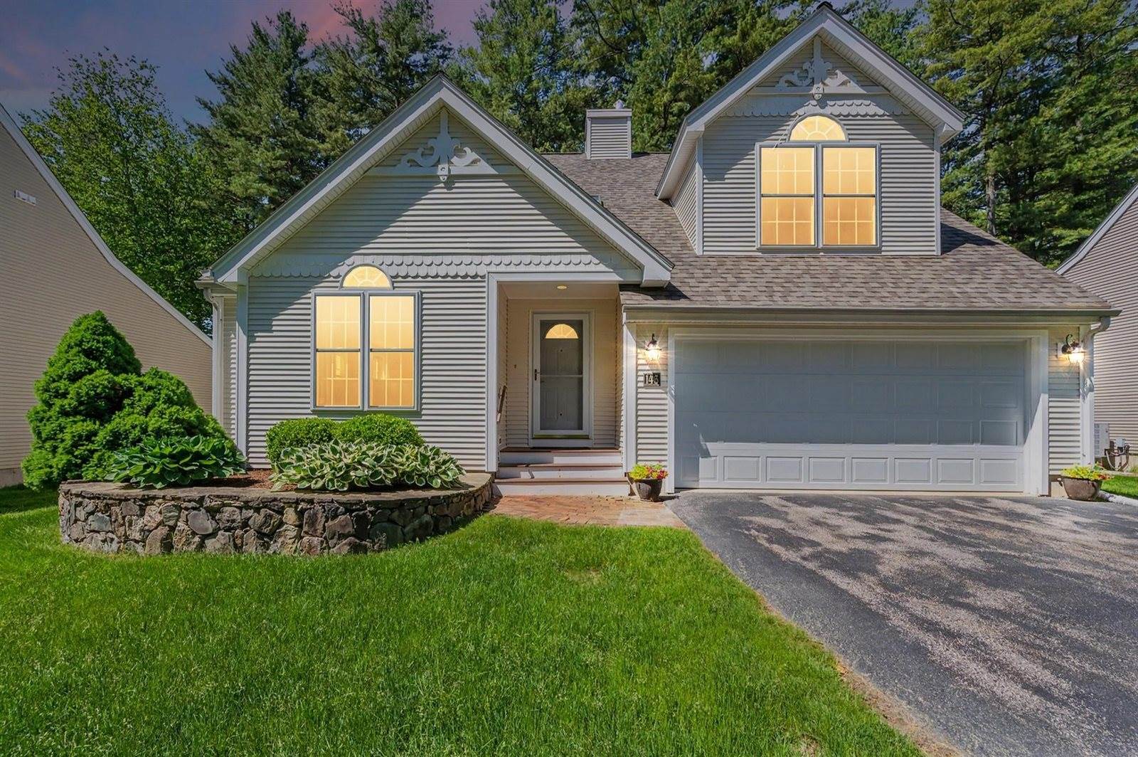 143 Hampton Meadows, Hampton, NH 03842