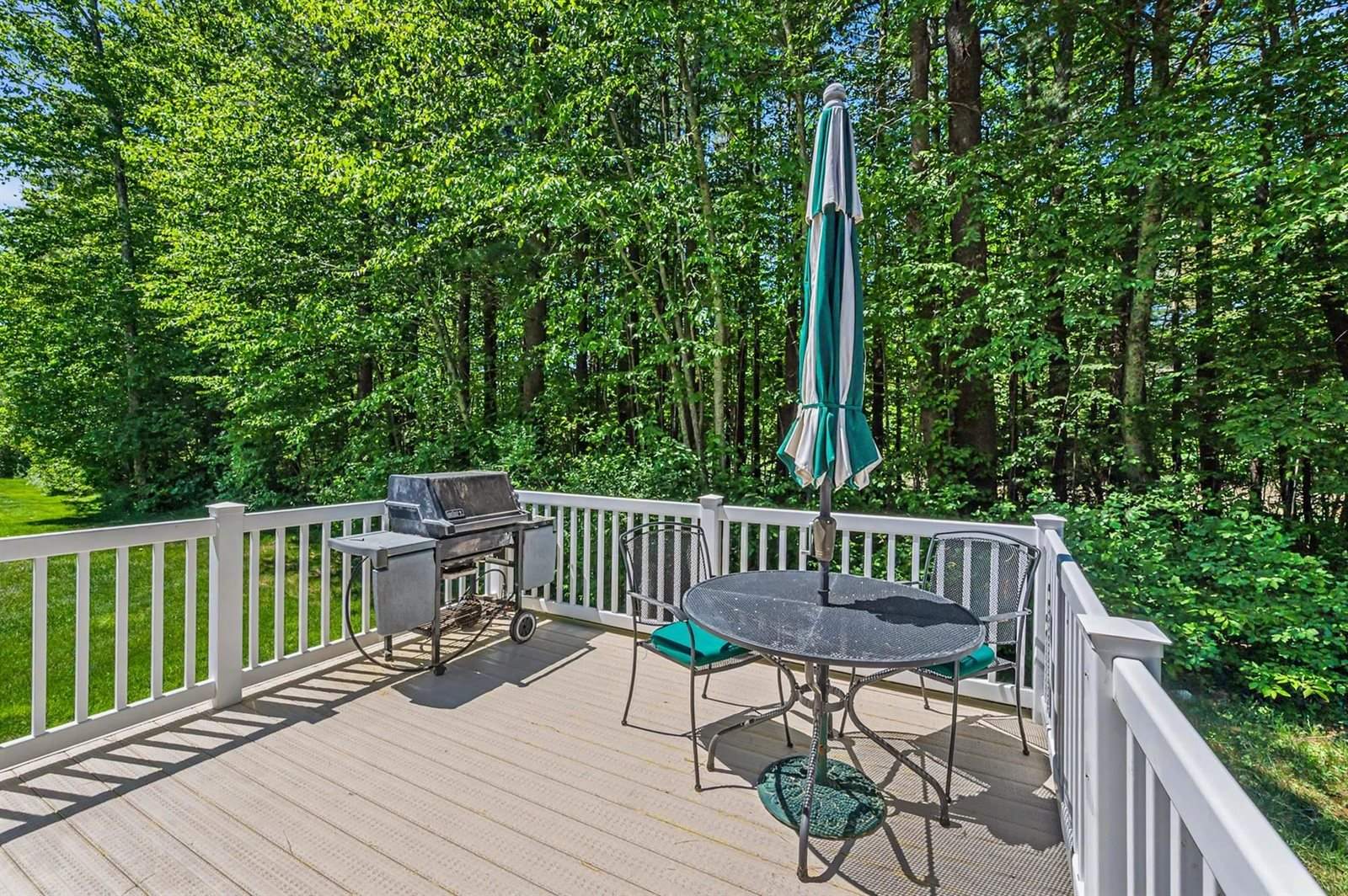 143 Hampton Meadows, Hampton, NH 03842