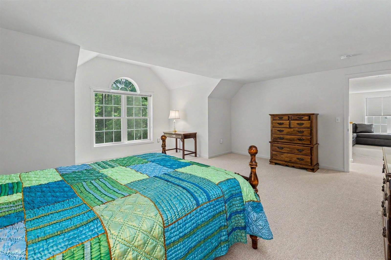 143 Hampton Meadows, Hampton, NH 03842