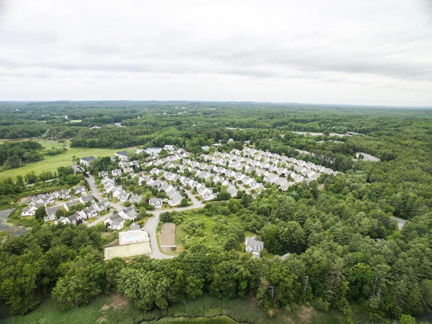 143 Hampton Meadows, Hampton, NH 03842