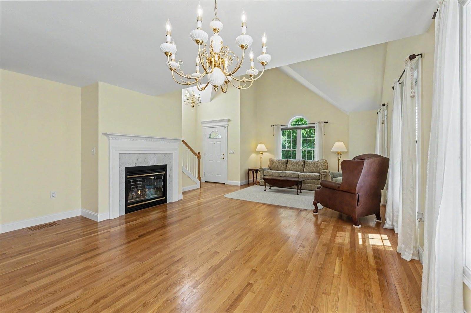 143 Hampton Meadows, Hampton, NH 03842