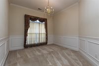 99 Heartland Ln, Memphis, TN 38109
