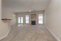 99 Heartland Ln, Memphis, TN 38109