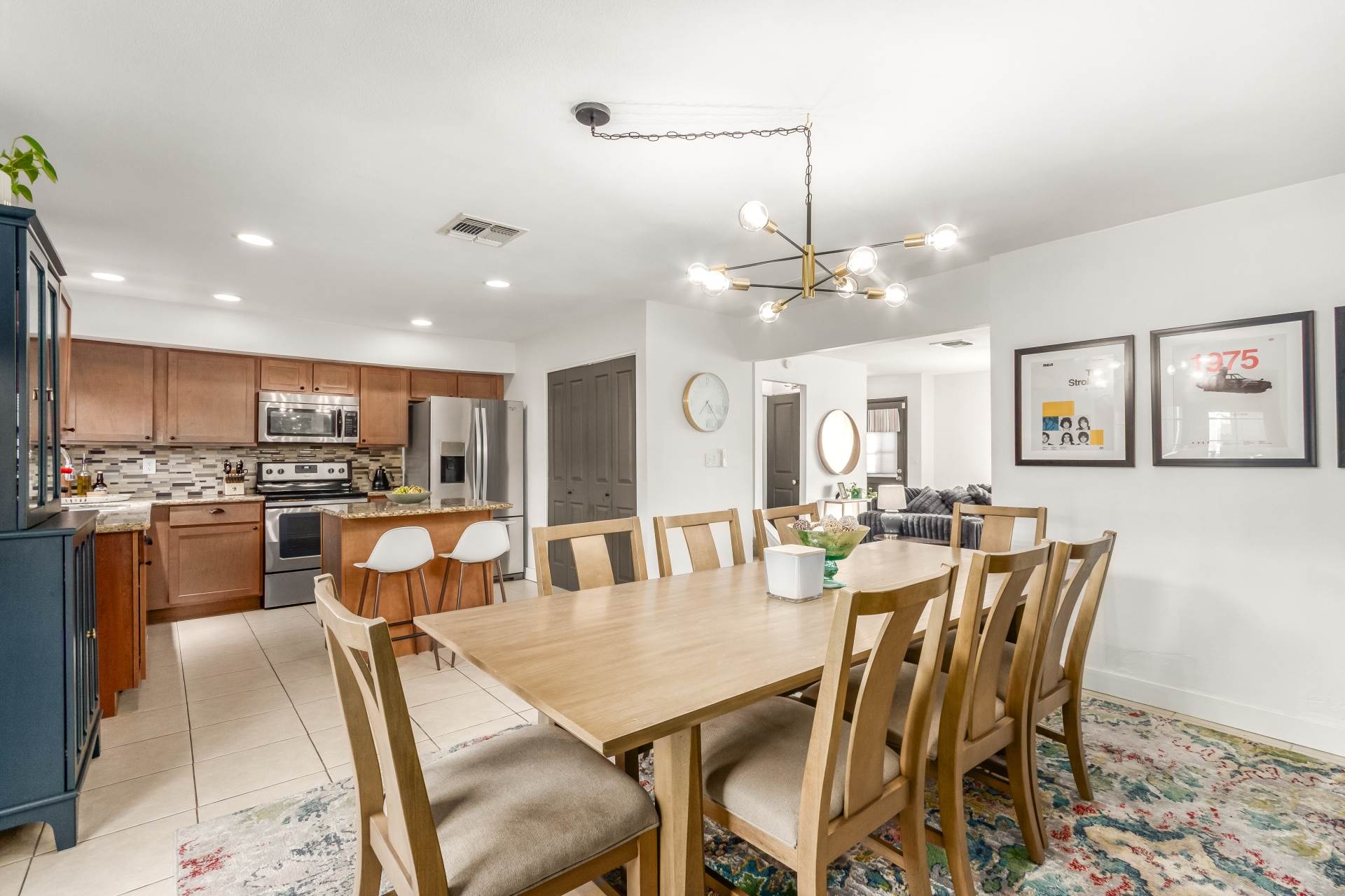 4537 N. 17th Ave., Phoenix, AZ 85015