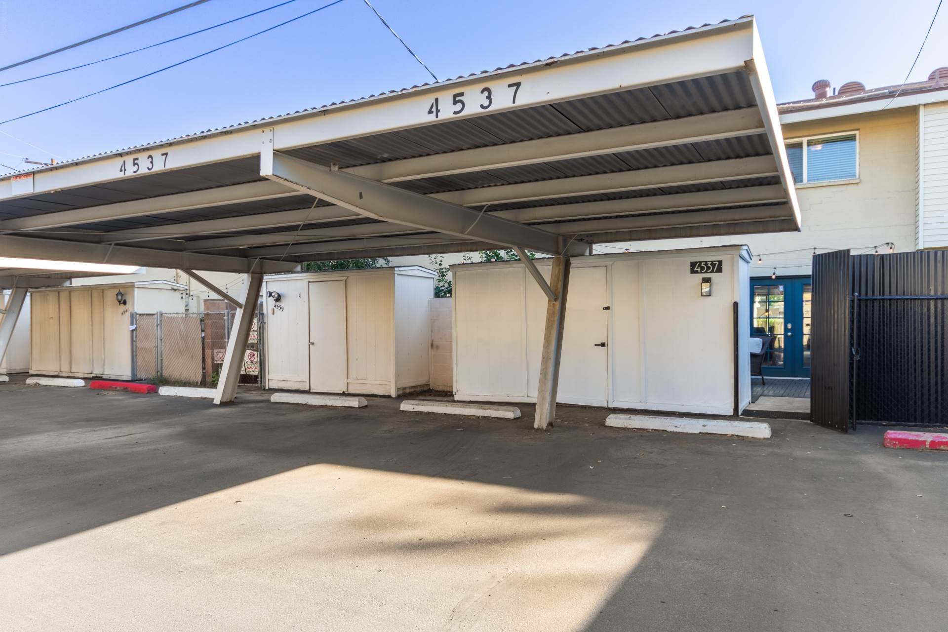 4537 N. 17th Ave., Phoenix, AZ 85015