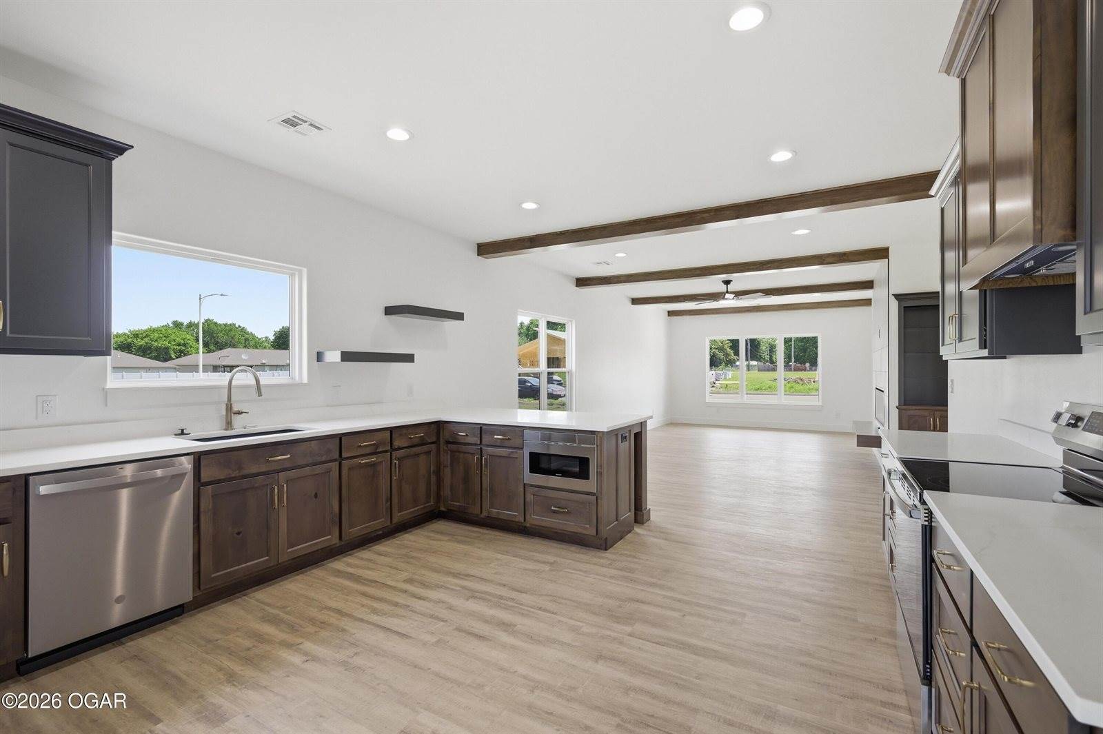 2209 Modern Avenue, Carthage, MO 64836