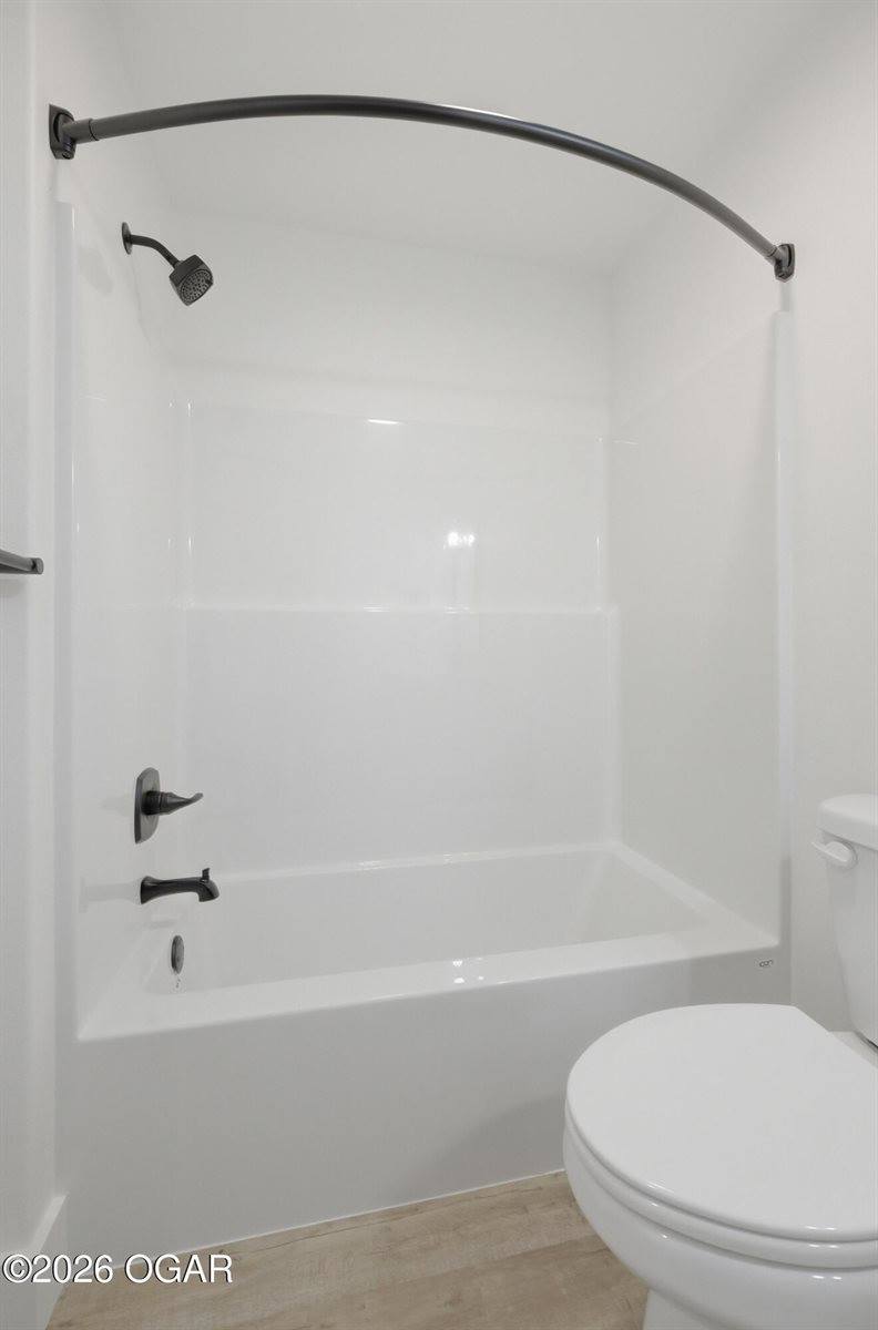 2209 Modern Avenue, Carthage, MO 64836