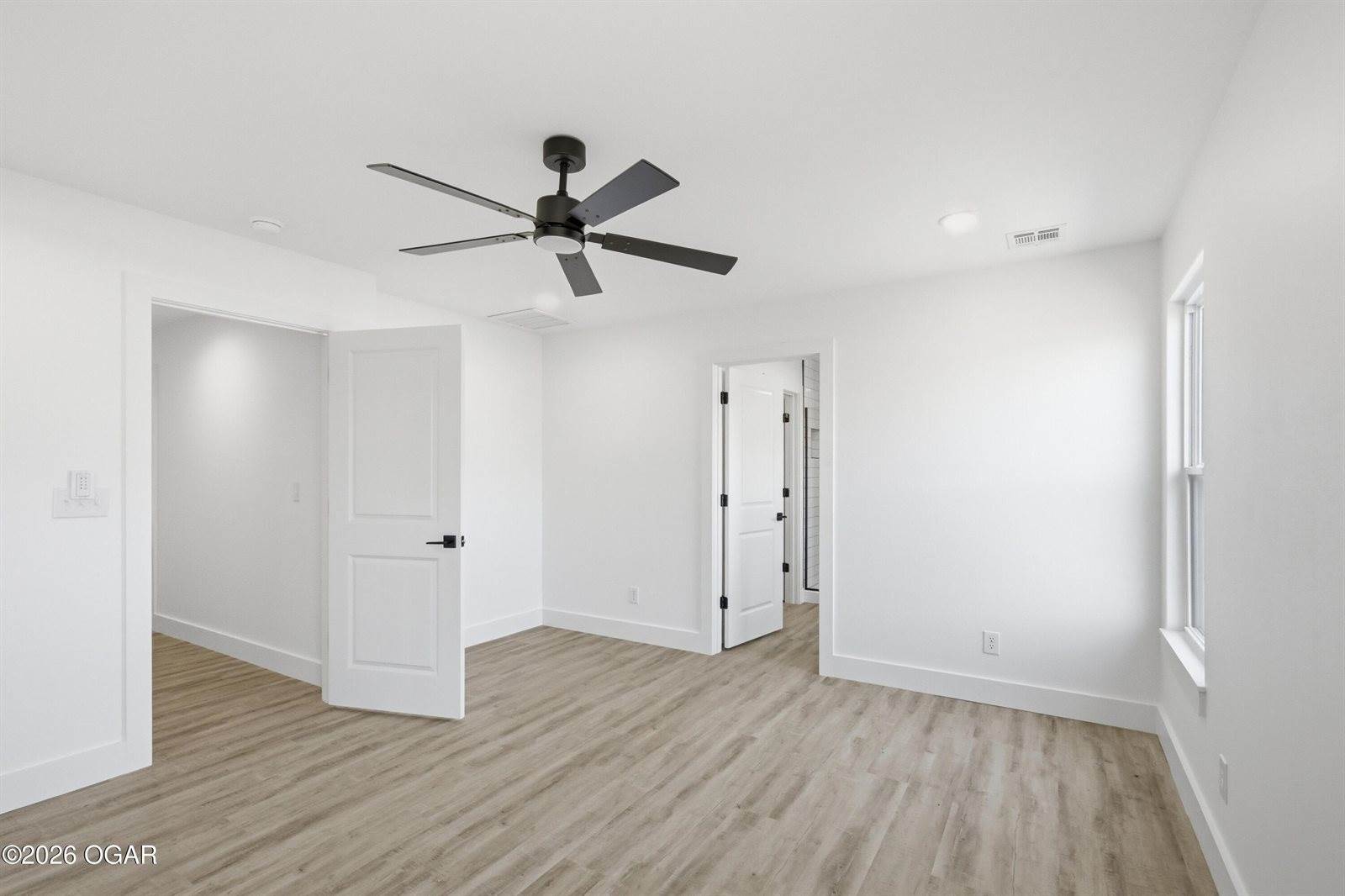 2209 Modern Avenue, Carthage, MO 64836