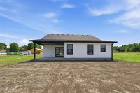 2209 Modern Avenue, Carthage, MO 64836