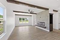 2209 Modern Avenue, Carthage, MO 64836