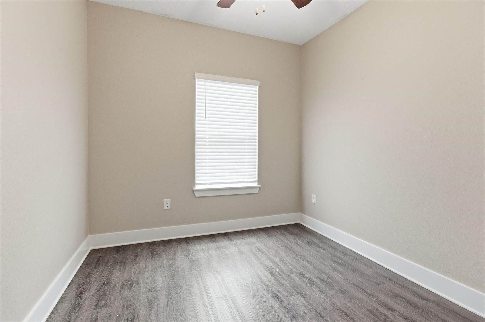 334 North Sand Palm Road, Freeport, FL 32439