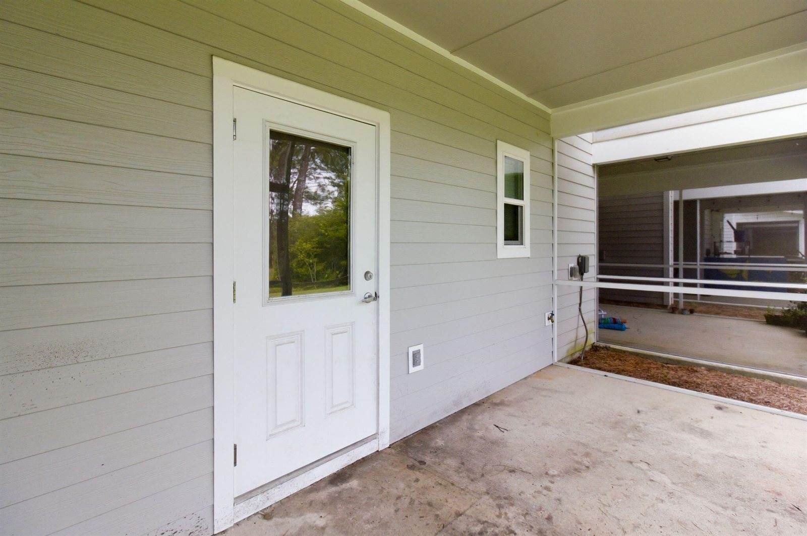 334 North Sand Palm Road, Freeport, FL 32439