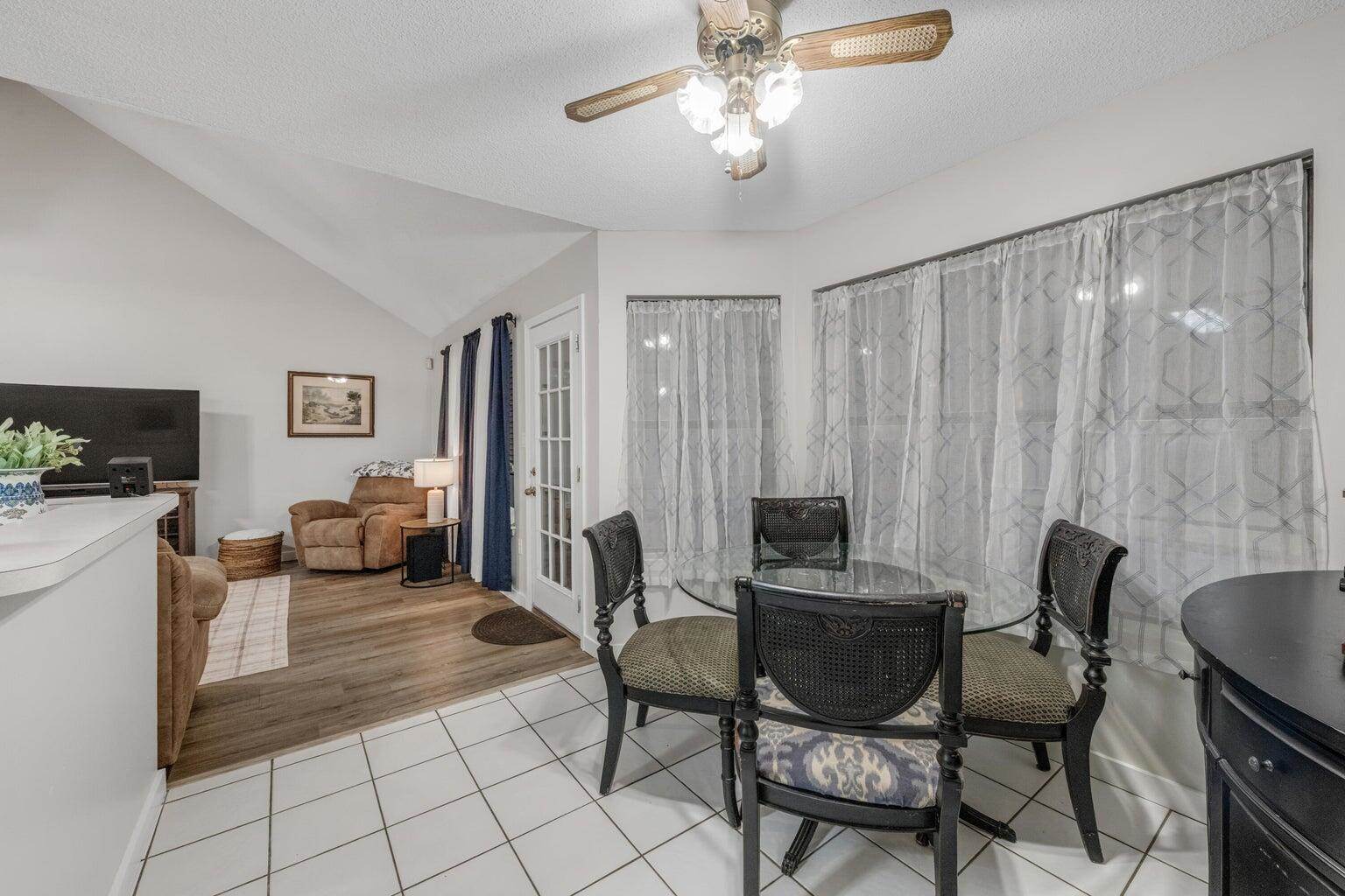 6453 Garden Drive, Gulf Breeze, FL 32563