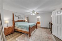 6453 Garden Drive, Gulf Breeze, FL 32563