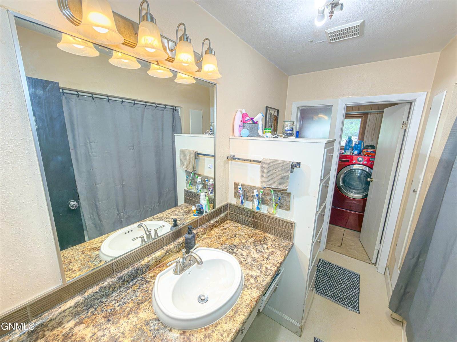 1414 6th Street West, Williston, ND 58801